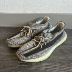 Yeezy 350 v2  Zyon Color Way Tan Brown Black Size 13 Adidas