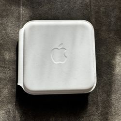 Apple MagSafe Duo Charger -white