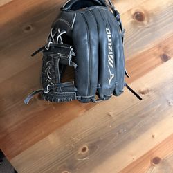 Mazuno Baseball Glove 