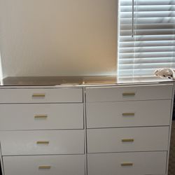 Dresser For Sale 