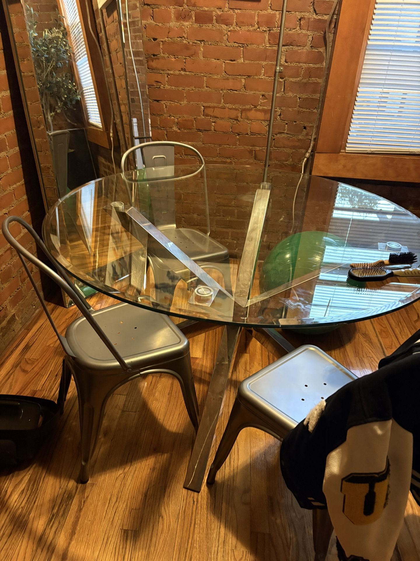 5 Piece Dining Set For sale