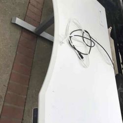 Adjustable Electric Table 