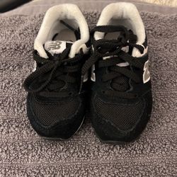Toddler New Balance size 5