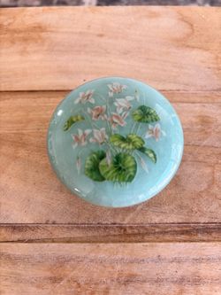 Vintage Italian Alabaster Trinket Box Round Hand Carved Stone Jewelry Case Hinged Lid Seafoam Green Hand Painted Floral Cyclamen Flowers Made in Italy