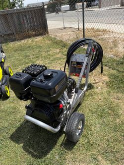 Mi-T-M 4000 psi Pressure washer everything works well. Todo fusiona bien