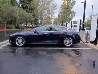 2013 Tesla Model S