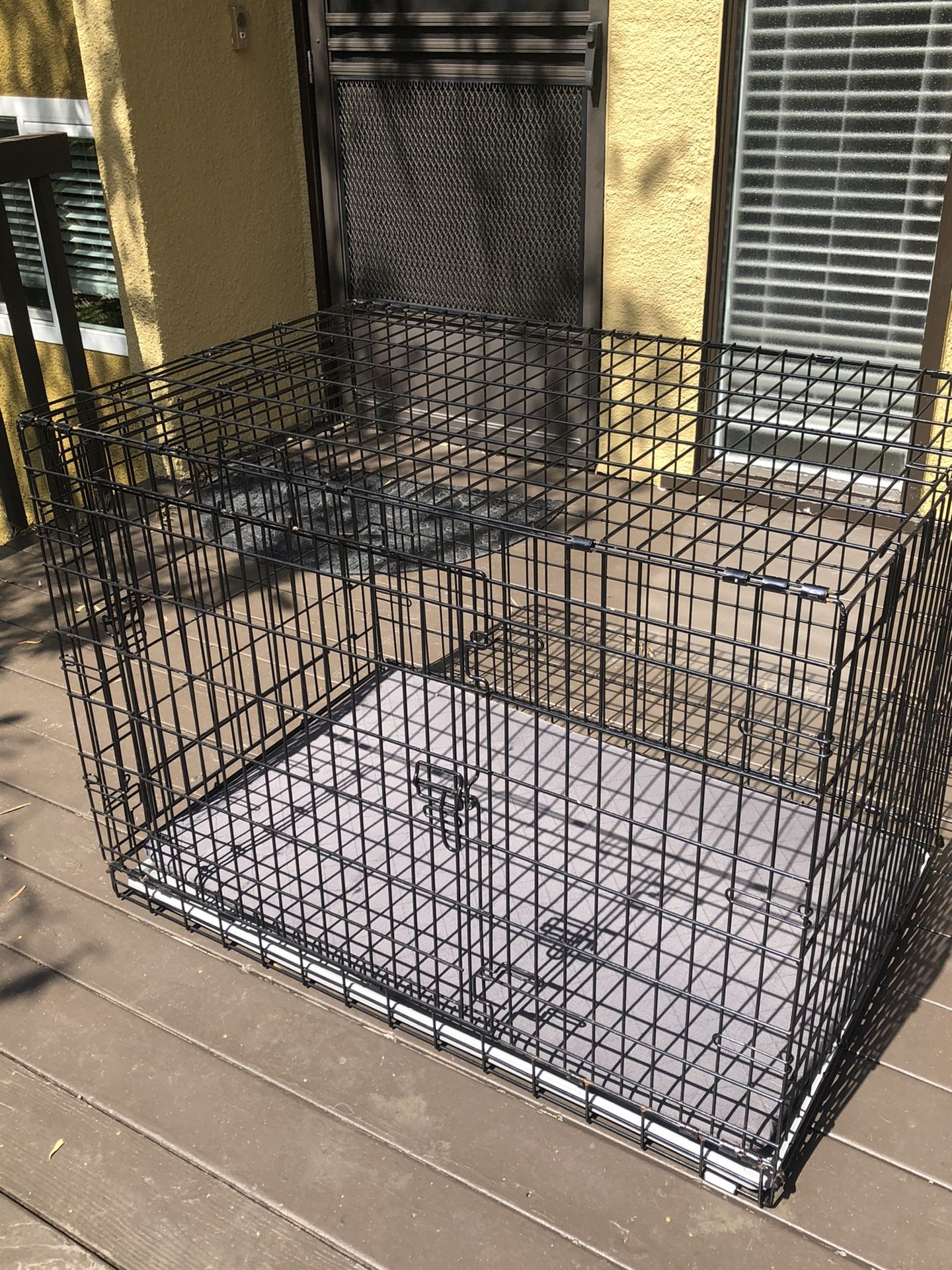You and Me Dog Crate XXLG 42L 31H for Sale in Newport Beach, CA OfferUp