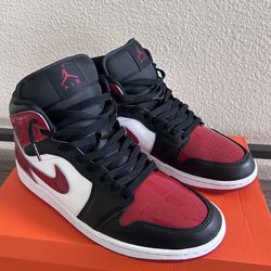 Size 10 men’s shoes