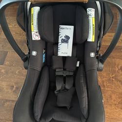 Nuna rx lite infant carseat + base