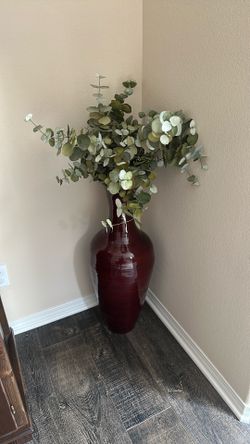 Artificial Plant/Vase