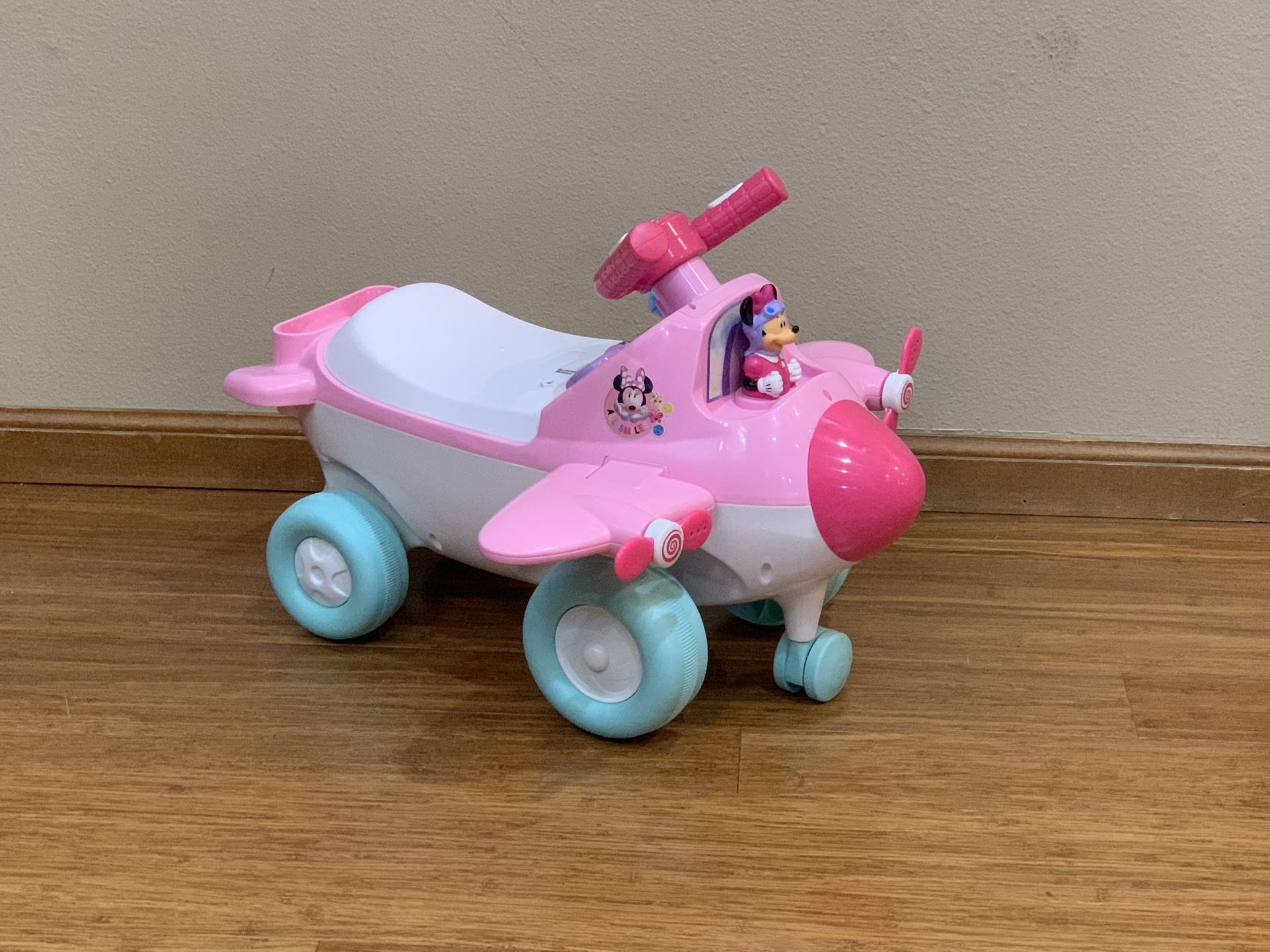 Minnie Mouse Plane Activity Ride-On with Lights and Sounds