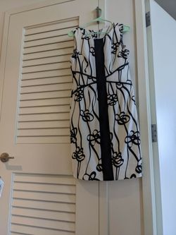 London Times Black and White Flower Print Dress size 10