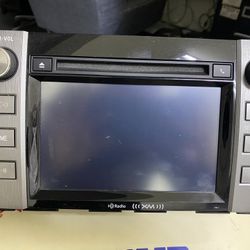 2015 Toyota Tundra OEM Stereo