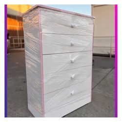 5 drawers dresser / Five drawers dresser