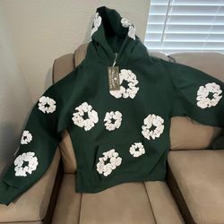 Hoodie Size   M      L. 