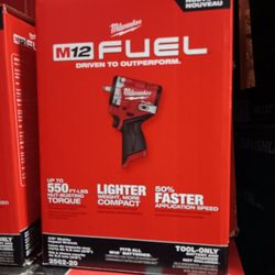 Milwaukee New 3/8" Stubby Impact Wrench 