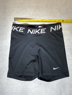 Nike Pro 5" Dri-FIT Compression Shorts Womens Medium Black Gym Volleyball Workout