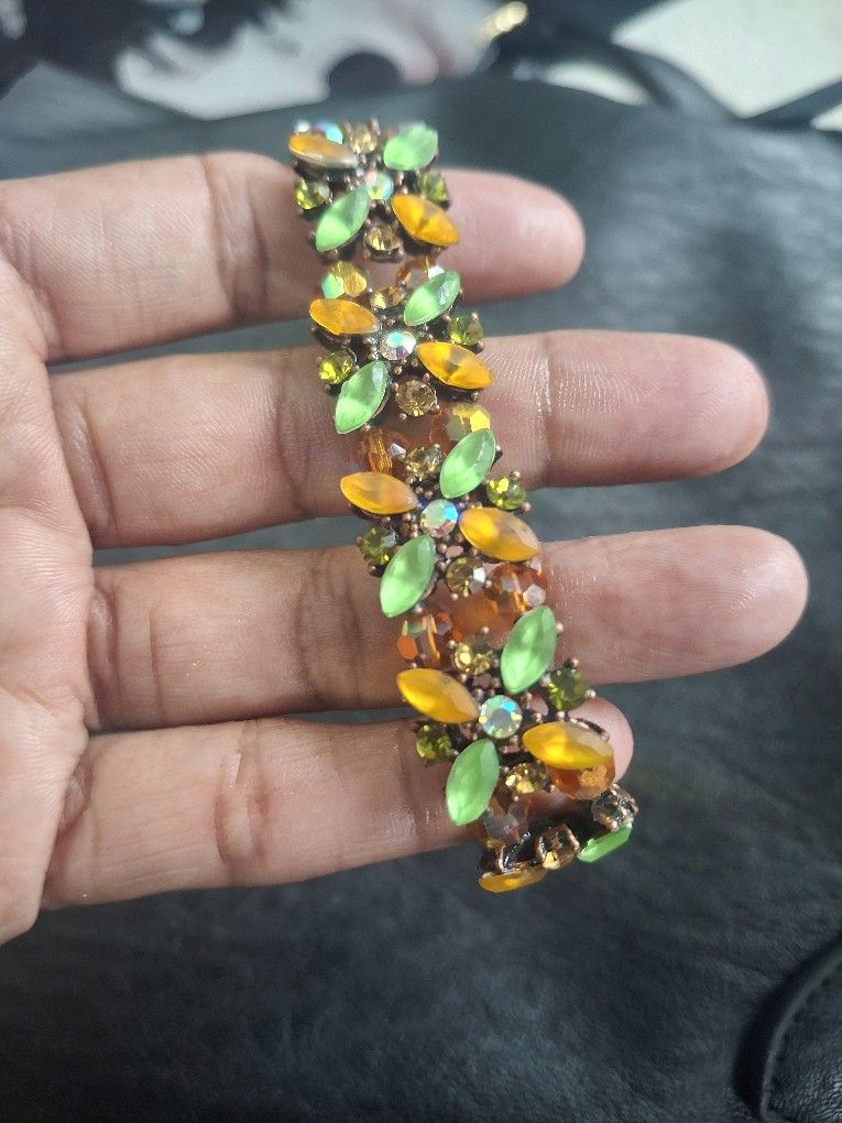 Rhinestone Flower Stretchable Bracelet