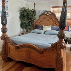 MICHAEL AMINI BEDROOM SET 
