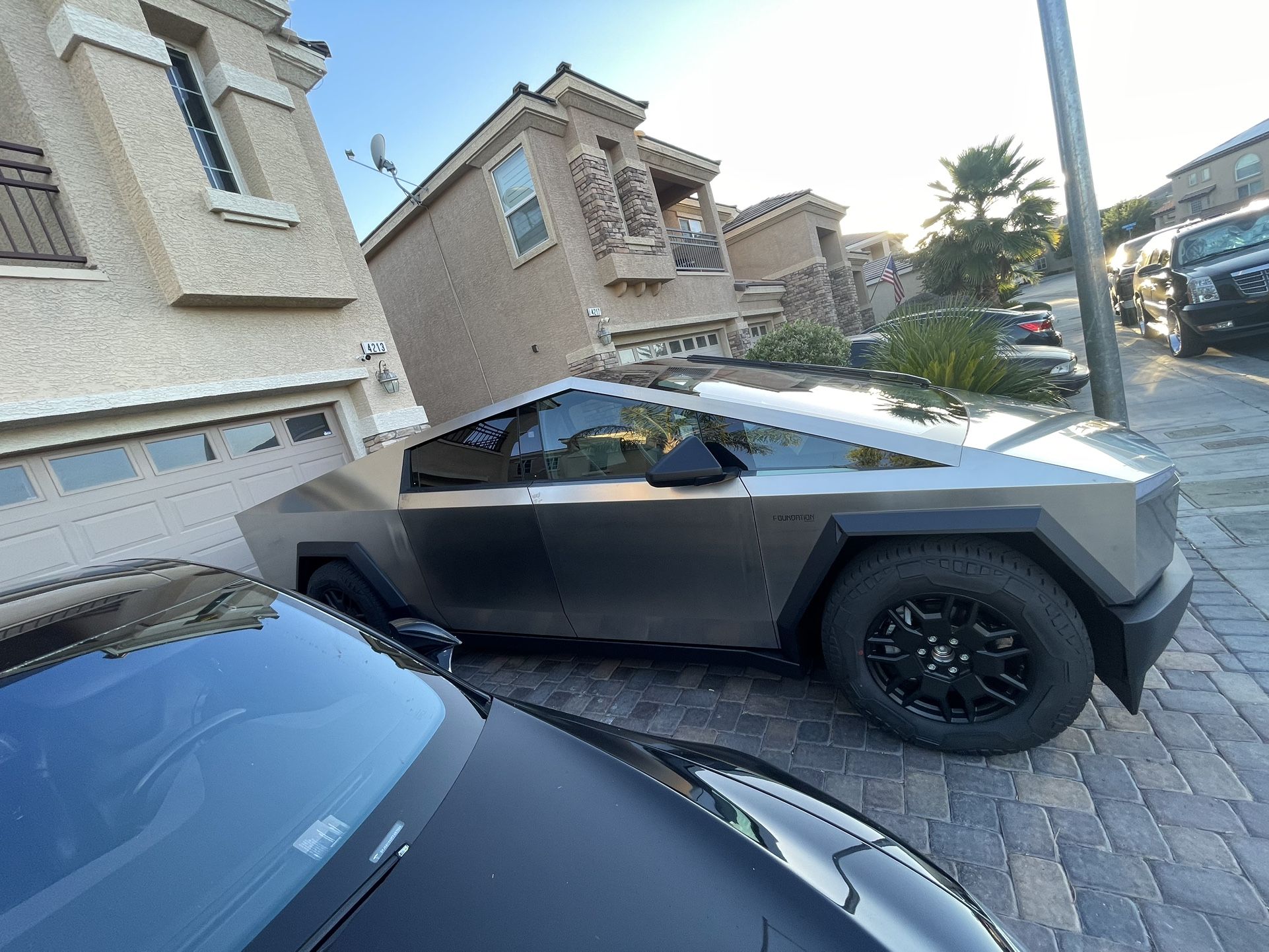 Set 4 Original 2024 Tesla Cyber Truck 20" OEM Black Wheels Rims Tires Cyber beast Cybertruck 