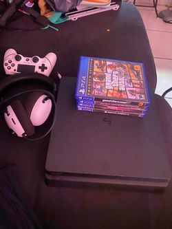 PS4 slim 1000gb