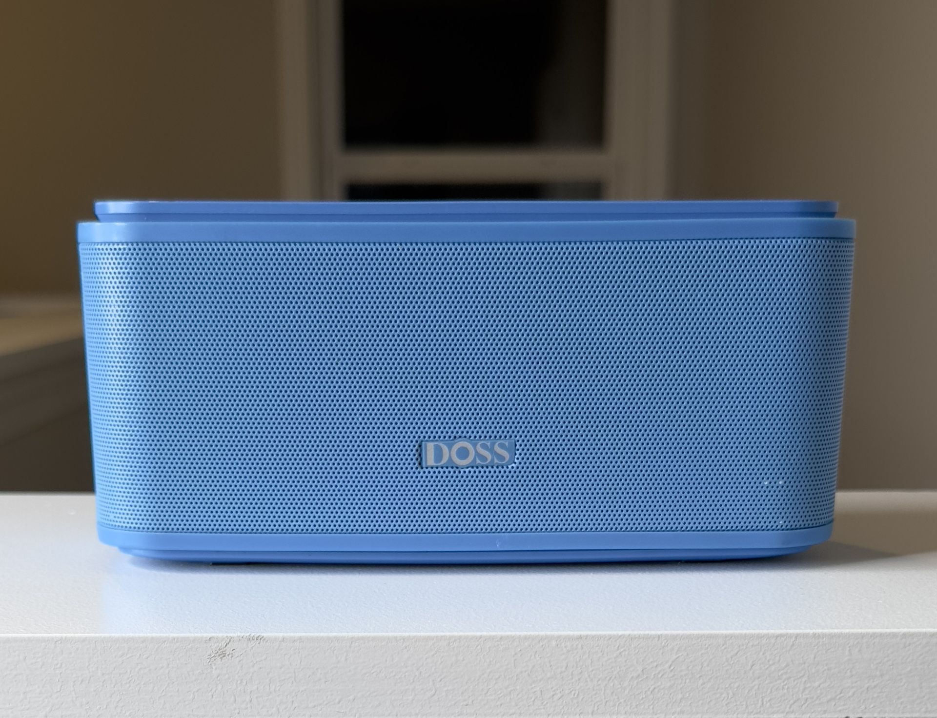 Blue Doss Soundbox Wireless Portable Bluetooth Speaker WORKS GREAT