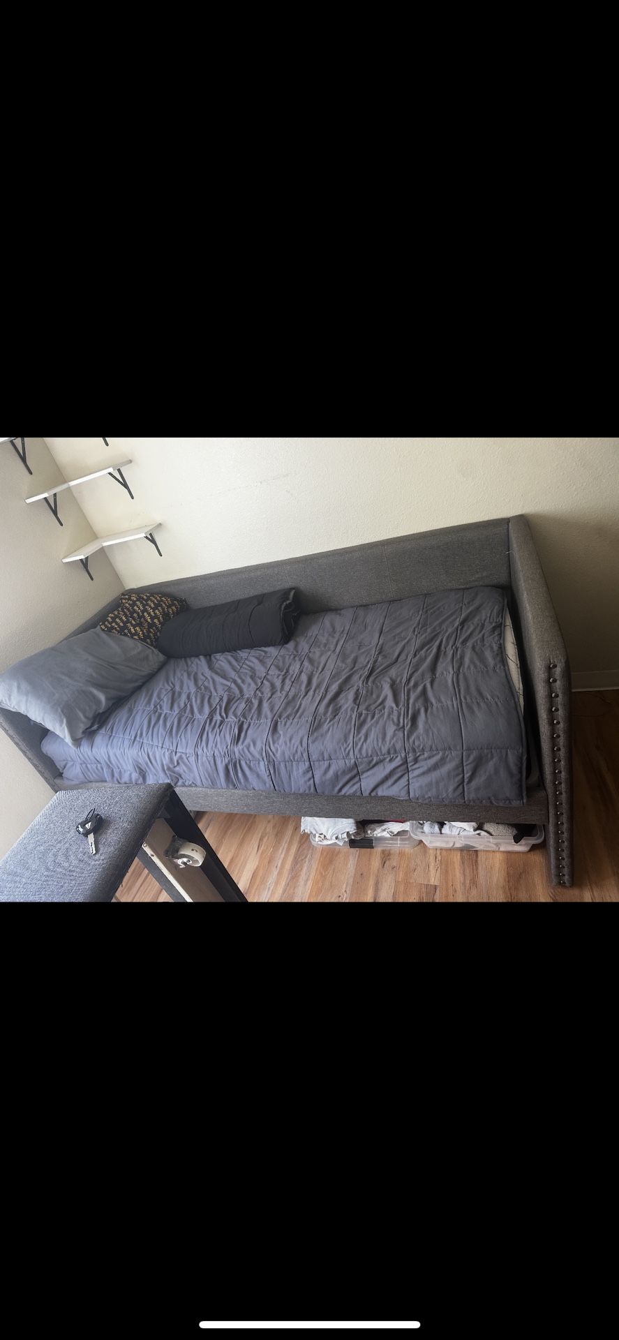 Twin Bed