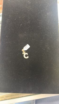 Pendant 10k YG 2.3g