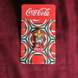 2026 Coca-Cola World Cup Collectible Pin México70 Juanito