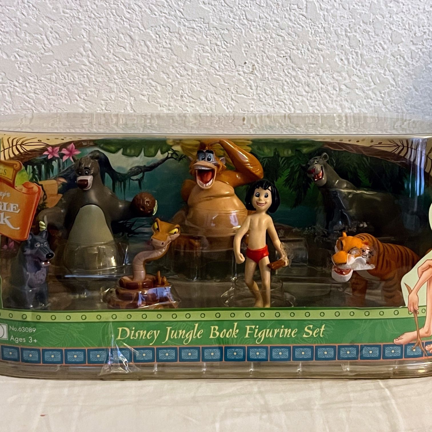 Walt Disney Jungle Book Figurines Play Set 7 FREE Jungle Book DVD With your Purchase for Sale in Rialto CA OfferUp