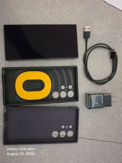 Galaxy S24 ultra 512GB including charger and two cases