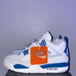 Air Jordan 4 Retro - Military Blue 2024