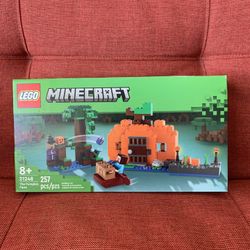 The Pumpkin Farm Minecraft LEGO 21248