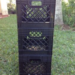 Milk Crates $5.00  EACH, CASH.  TEXT FOR PRICES  