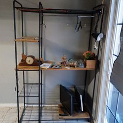 Closet Rack/ Hanging Rack 