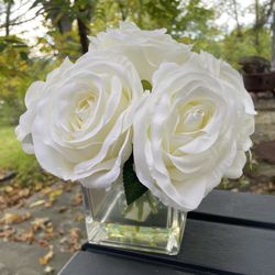 Primrue Cream Rose Faux Silk Flower arrangement in a clear cube vase.