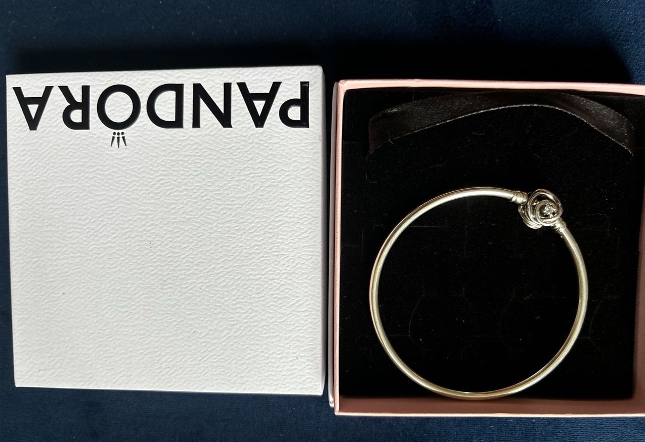 Pandora Bracelet Brand New