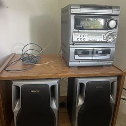 *Vintage* aiwa compact disc stereo cassette receiver 