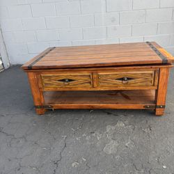 Lift Top wooden Coffee Table 