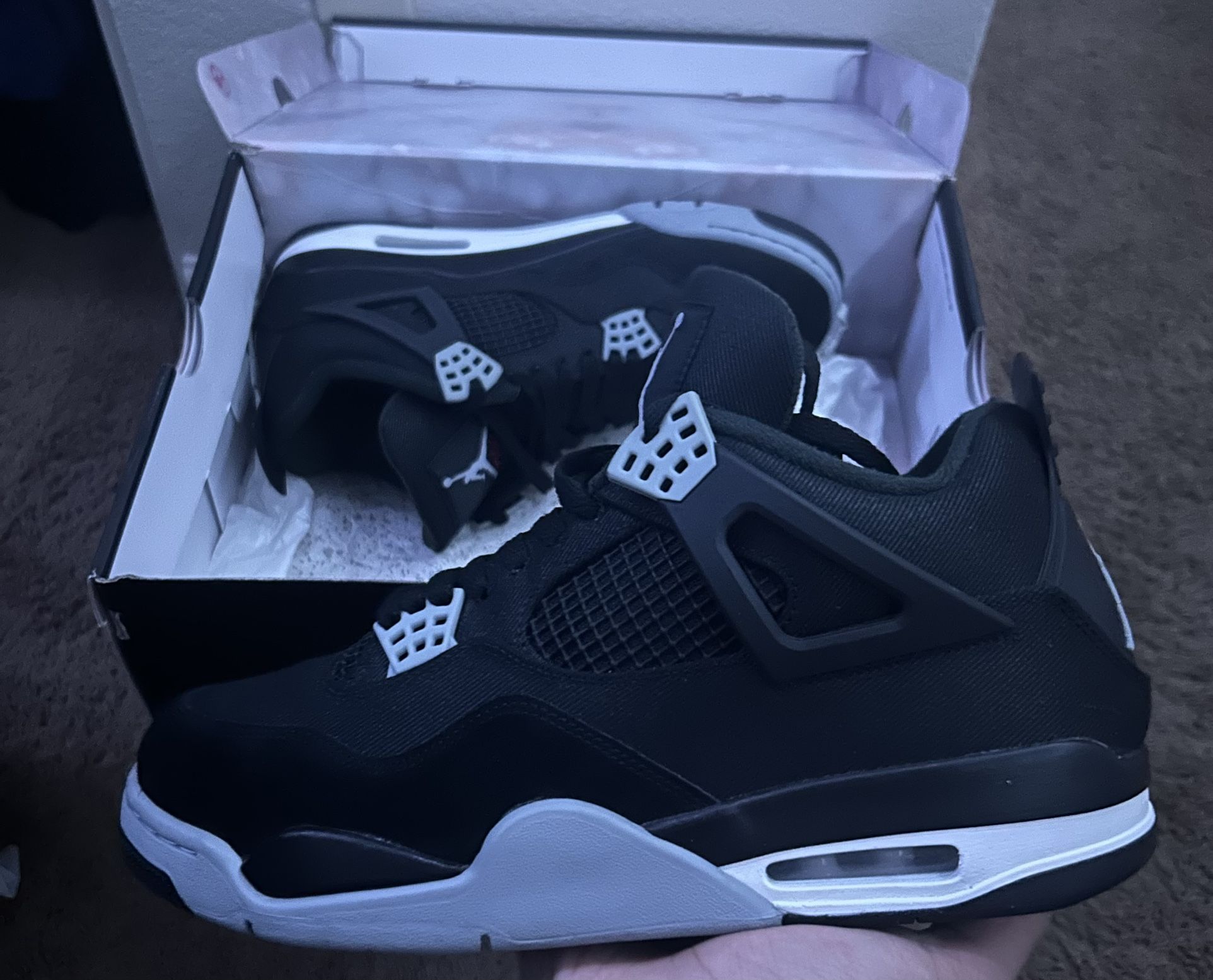 Jordan 4