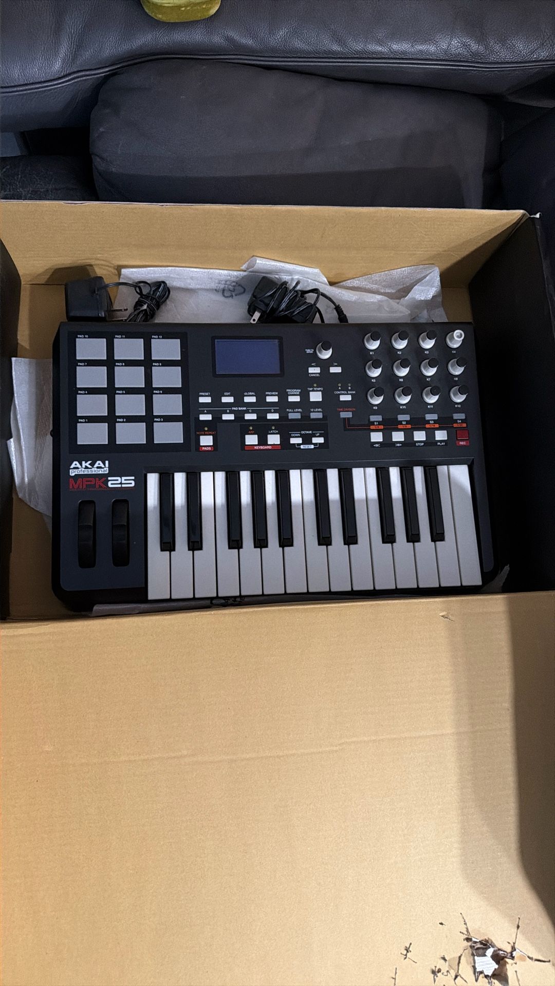 Akai Pro MPK25