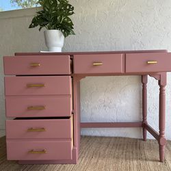 Refinished Solid Wood Pink Ethan Allen Four Drawer Desk Vanity