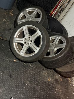 Mercedes rims and tire 245/40/R18