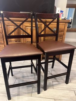 Set of 2 Counter Height Bar Stools