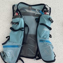 Ultimate Direction New Vest