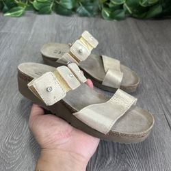 Naot Ashley Sandal Gold Rhinestone Wedge Slide Sandal Women's Size 35 / L4