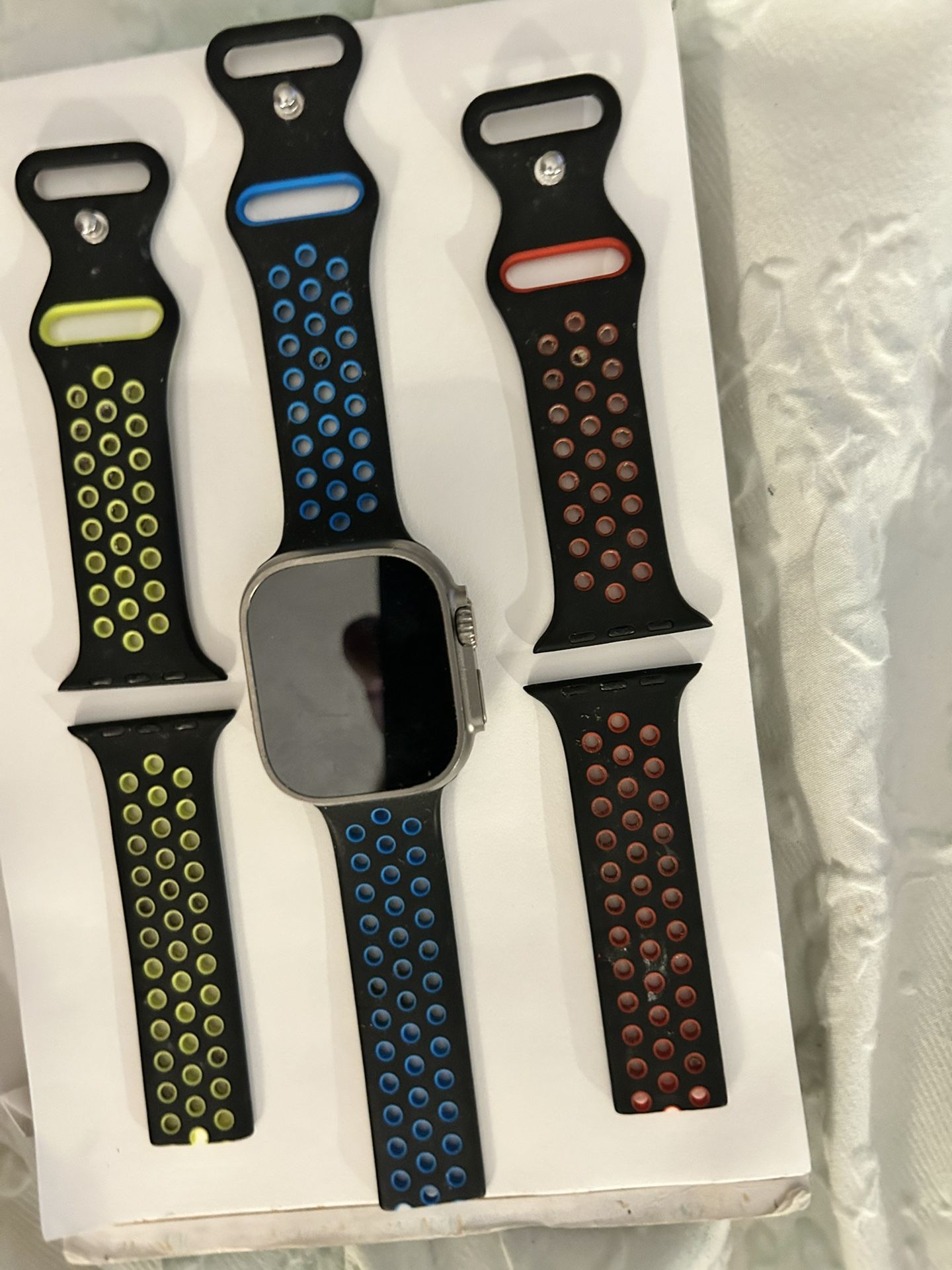 Apple Watch Ultra (2022) - Unlocked -GPS + Cellular 49 mm FPS & Cellular