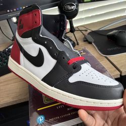 Air Jordan 1 Retro High OG size 9