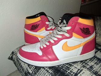 Air Jordan 1 High OG Sneakers