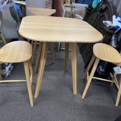 New Counter Height Bistro Table with 3 Chairs